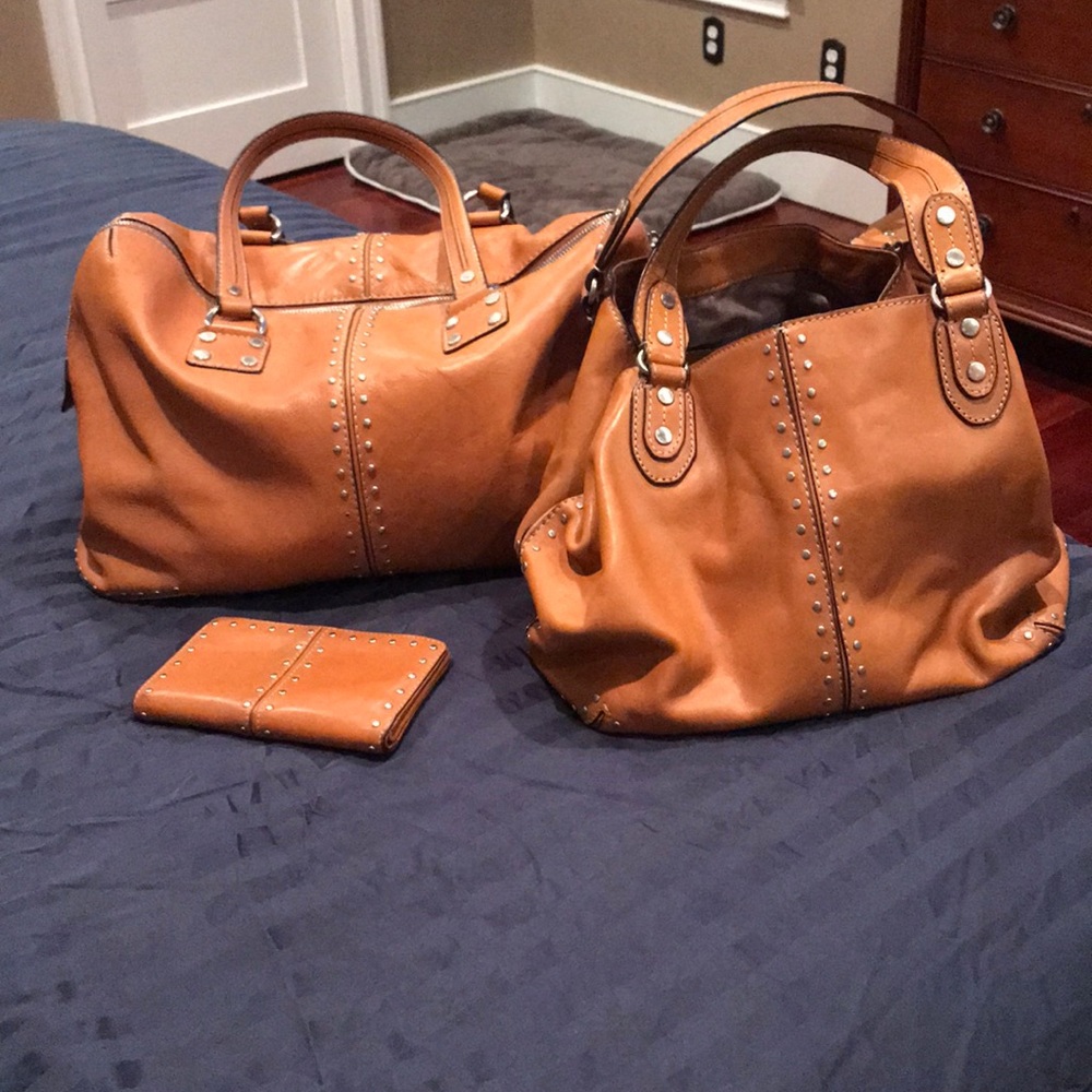 Micheal Kors Satchel w/ Matching Purse & Wallet